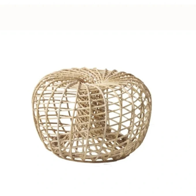 Canapé d'extérieur en résine tressée avec petite table basse